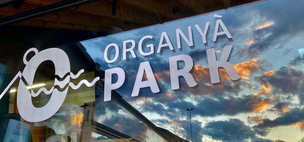 Camping Organya Park Buitenkant foto